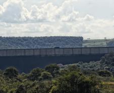 Foto de bacia hidrográfica paranaense