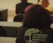 Foto de reunião do Hackaton de Sustentabilidade
