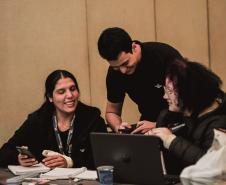 Foto de reunião do Hackaton de Sustentabilidade