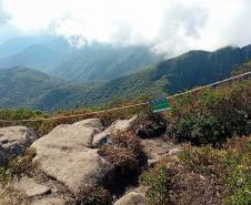 Foto de áreas cercadas do Parque Pico Paraná