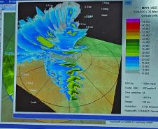 Foto de visita a emrpesa para teste de radar