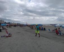 No Litoral, apenas um ponto continua impróprio para banho
