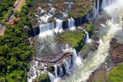 O 1º Encontro Nacional de Uso Público, Turismo e Meio Ambiente, Desafios e Oportunidades, organizado pelo IAT, vai acontecer em Foz do Iguaçu, paralelamente ao festival da cidade