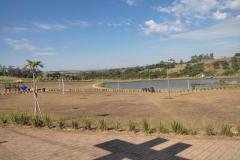 PARQUE COM VISÃO A NÍVEL DO SOLO