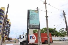 Foto de painel digital da Simepar no litoral