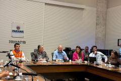 Foto de reunião de autoridades