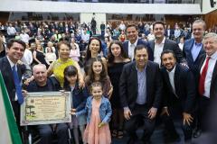 Foto de cerimônia com autoridades