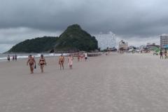 No Litoral, apenas um ponto continua impróprio para banho

