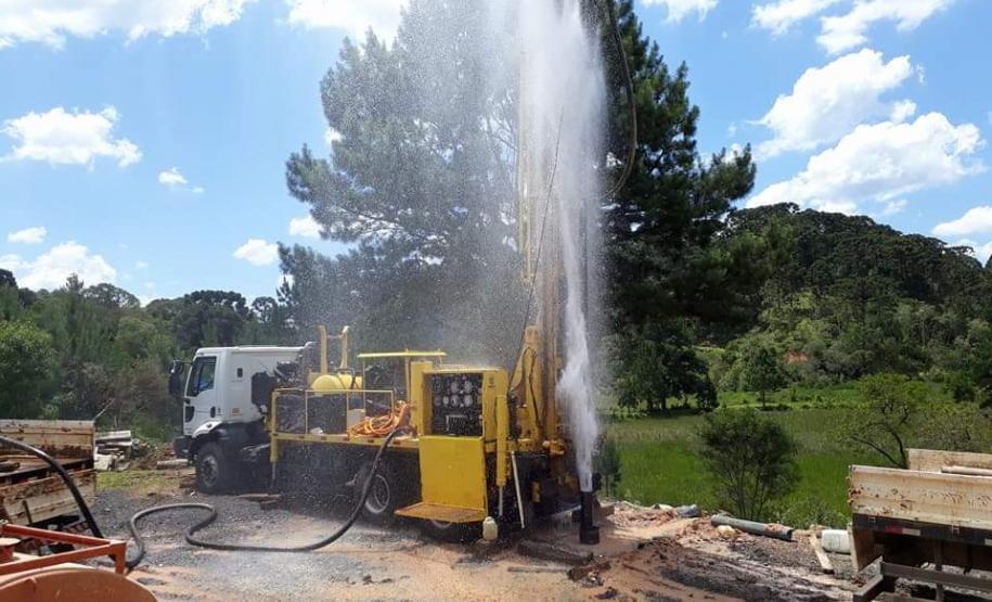 Perfuração de poços muda a realidade de pequenos agricultores
