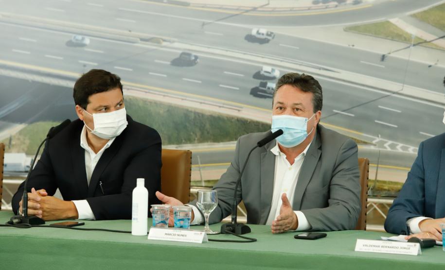 Governador anuncia programa de R$ 4 bilhões em obras de infraestrutura