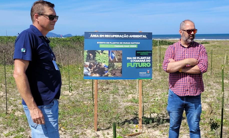 Mauro Scharnik, gerente de Restauração Ambiental, e Rafael Andreguetto, diretor de Patrimônio Natural: dupla vai representar o IAT no Conselho Nacional da Mata Atlântica.