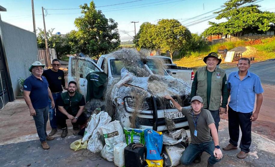 Operação do IAT no Rio Paraná busca combater a prática da pesca ilegal. Foram recolhidos materiais proibidos e aplicadas multas