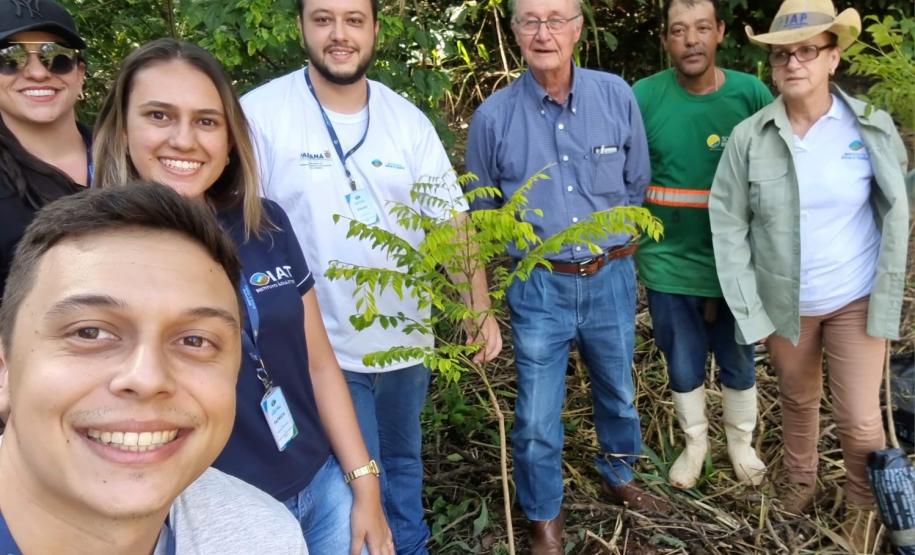 Regionais do IAT plantaram cerca de 18 mil mudas em diferentes localidades do Estado para recuperar matas ciliares