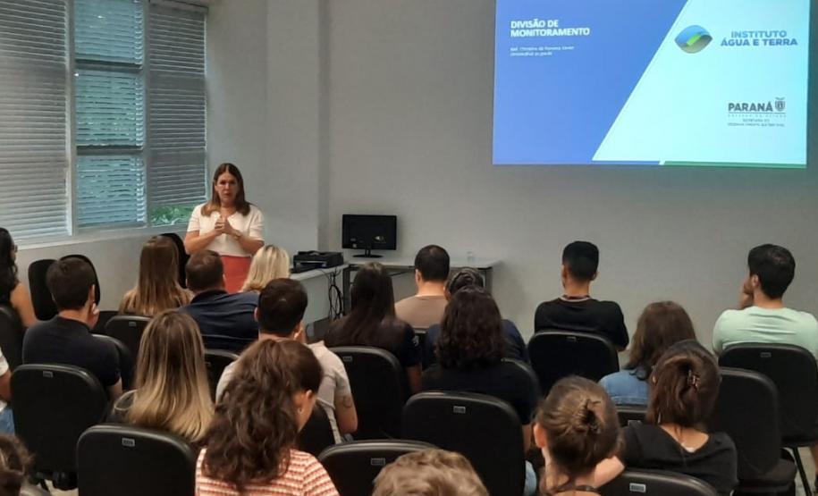 Treinamento dos servidores do IAT na sede administrativa da Sanepar em Curitiba.