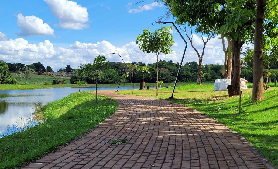 Parque Urbano de Primeiro de Maio está quase pronto e recebeu investimentos de R$ 715 mil