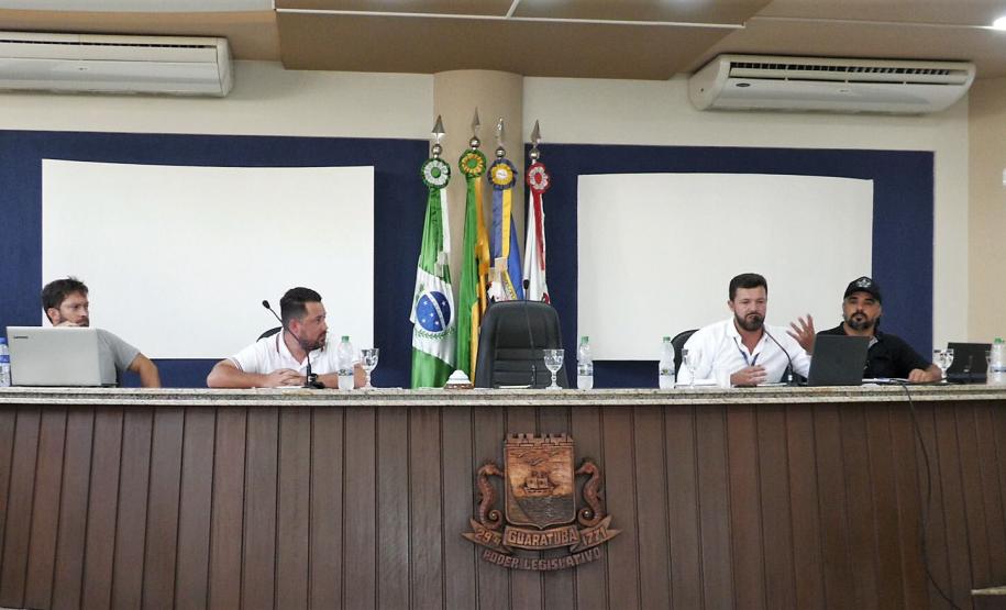 O engenheiro ambiental do IAT, Altamir Hacke, explicou durante sessão na Câmara de Vereadores de Guaratuba como vai funcionar a parceria ambiental com o município
