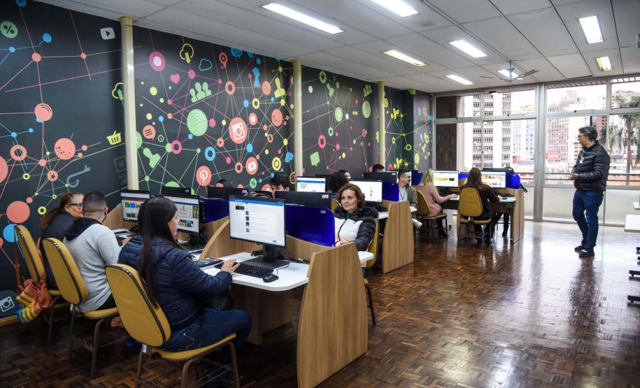 IAT oferece em parceria com o SENAC dois cursos gratuitos de capacitação: Espanhol Básico I e Técnicas Básicas de Jardinagem e Tratamento de Piscinas