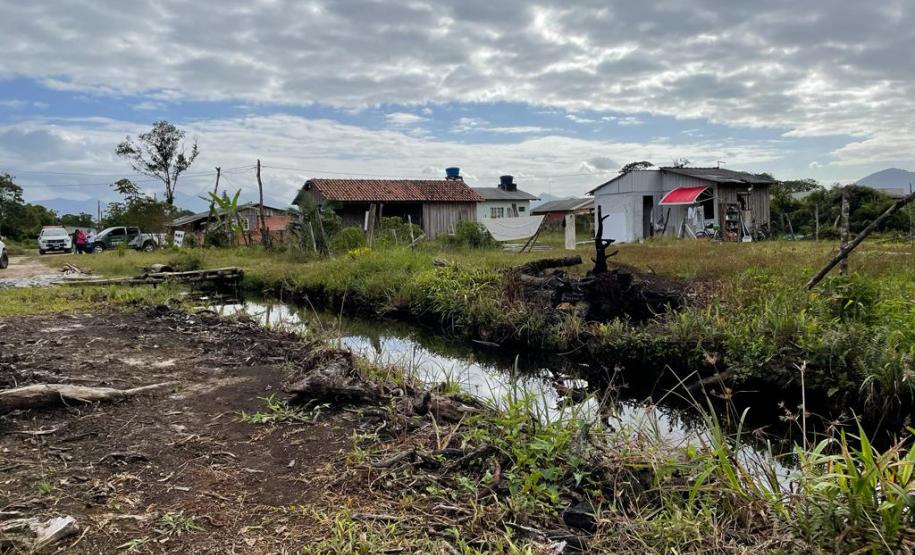 IAT colocou em prática um plano semanal de monitoramento e fiscalização de áreas urbanas e de proteção ambiental desmatadas irregularmente em Guaratuba, no Litoral