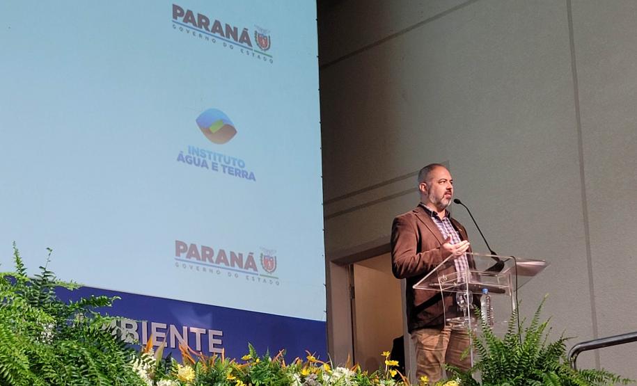 Foto de discurso de Rafael Andreguetto