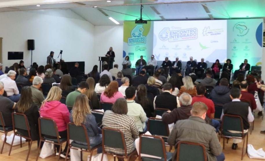 Integração entre Paraná e São Paulo pela melhoria da conservação ambiental, qualidade da água e outorga dos recursos hídricos foi o tema principal do 6º Encontro Integrado do Paranapanema