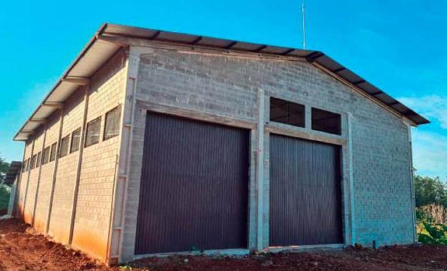 O Paraná conta com 15 barracões entregues e em funcionamento. Outros 14 ficarão prontos nos próximos meses