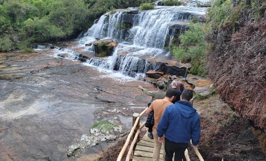 As 28 Unidades de Conservação do Paraná abertas à visitação possuem trilhas como um dos principais atrativos naturais.