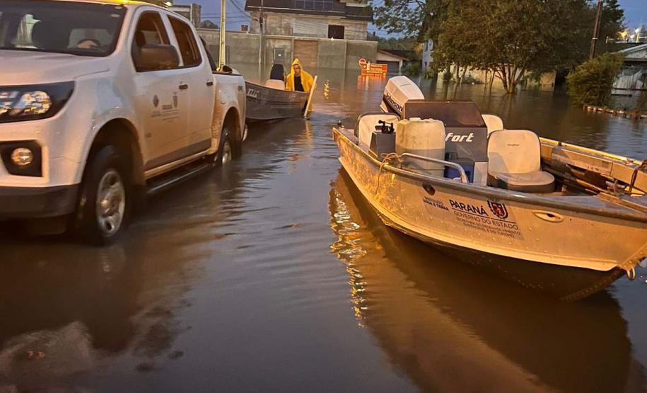 Apoio logístico e resgate de animais: IAT ajuda vítimas da enchente em União da Vitória