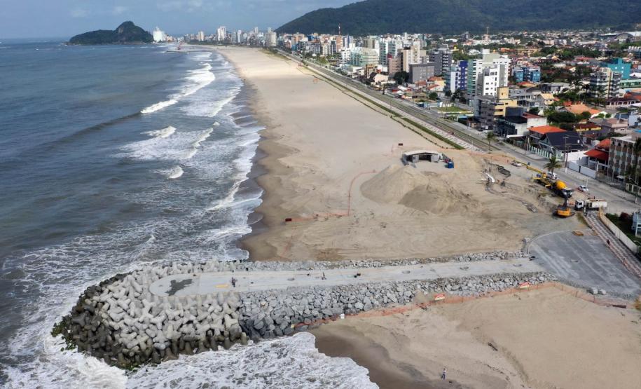 Com avanço na microdrenagem, revitalização da Orla de Matinhos chega a 87,1%