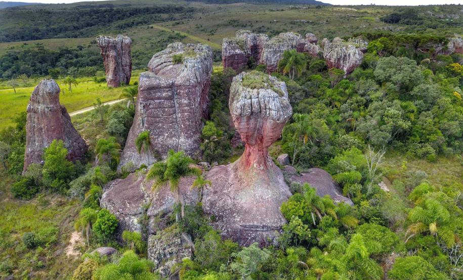 Formações rochosas do Parque Estadual Vila Velha de Ponta Grossa.