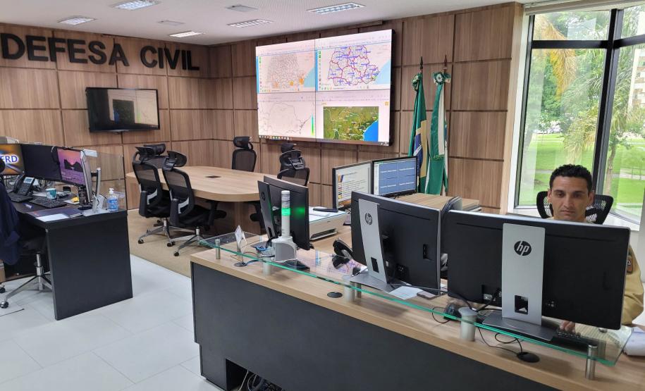 Foto de equipe usando nova plataforma
