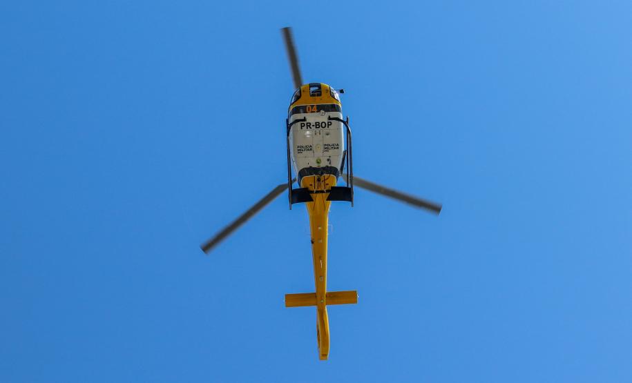 helicóptero em ação