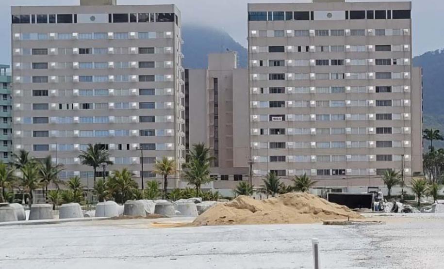 Foto de prédios na orla