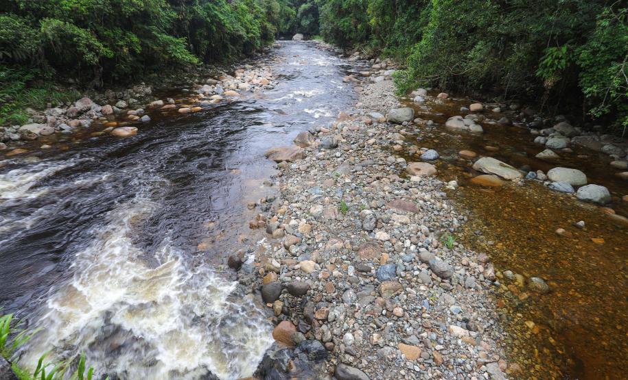 Rio Marumbi, em Morretes, integra a Bacia Litorânea do Paraná.