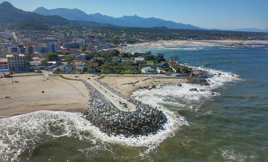 Foto da orla de Matinhos