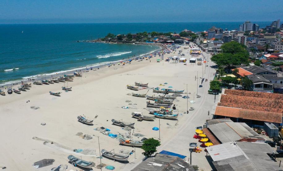 Praia de Matinhos em vista aérea