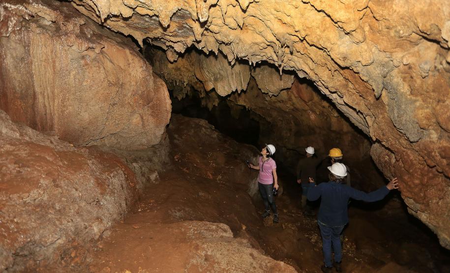 Foto da gruta dos jesuítas