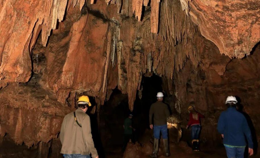 Foto da gruta dos jesuítas