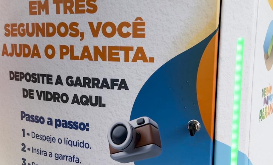 Foto da máquina de reciclagem