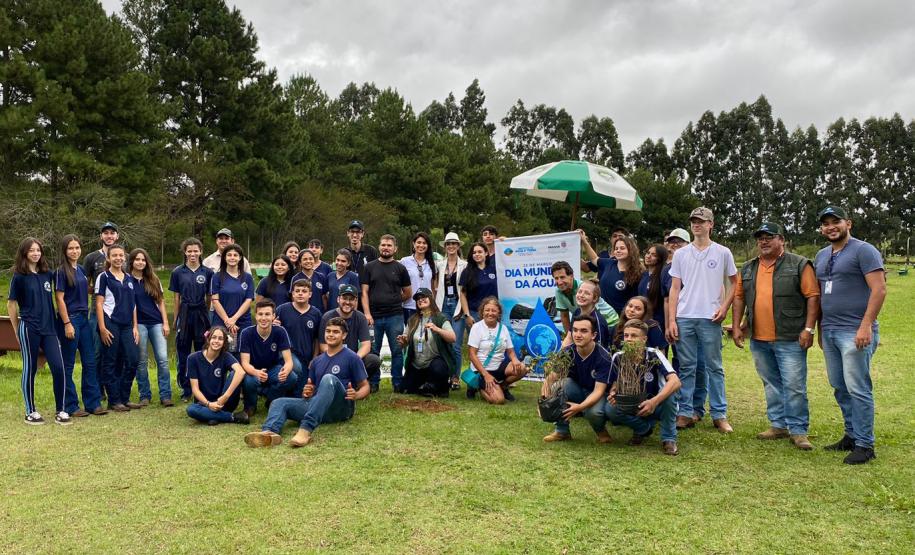 Conservação: no Dia da Água, Estado restaura 16 nascentes de 11 municípios