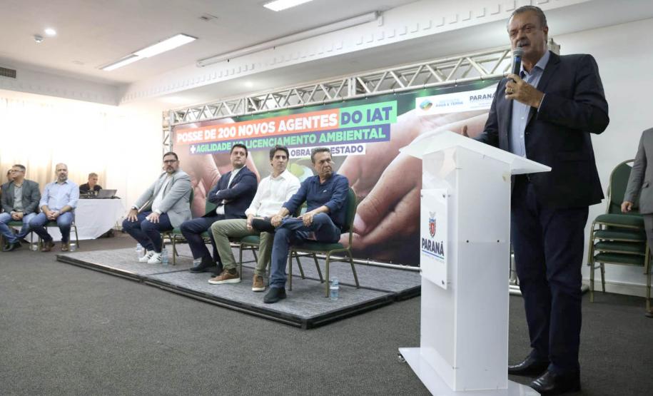 Everton Souza durante fala no evento de posse