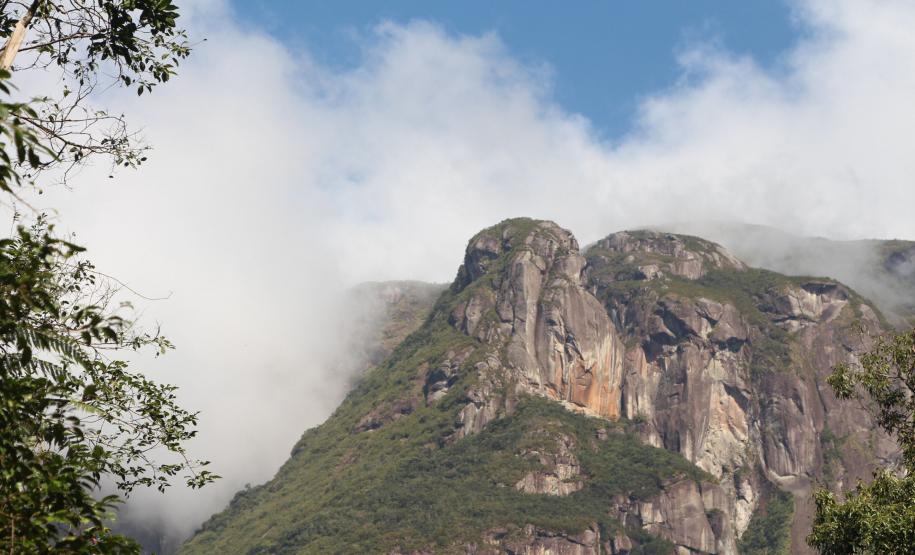 Foto de montanha