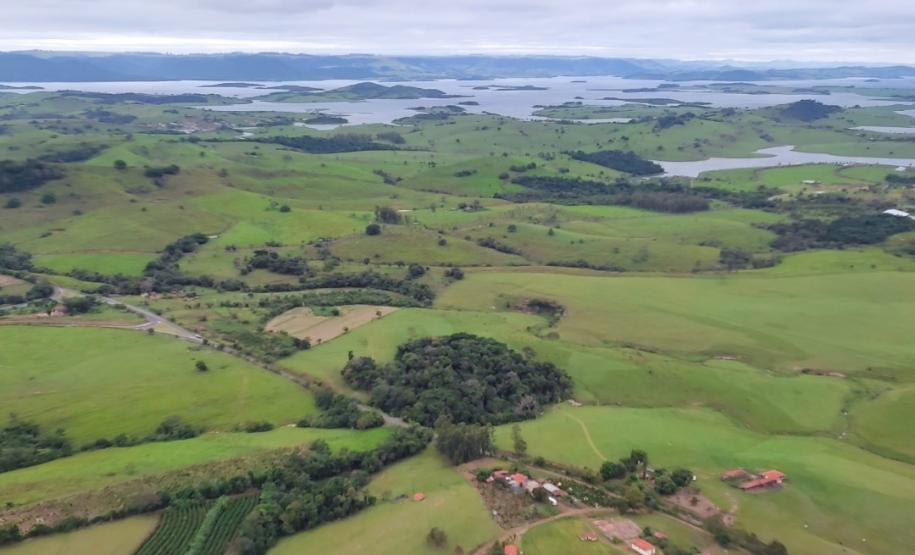 VISTA AÉREA DE ÁREA VERDE