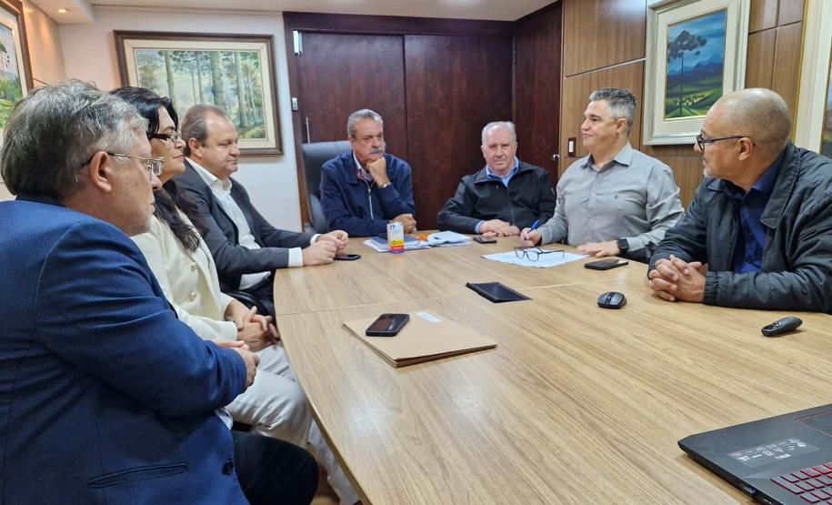 GESTORES EM REUNIÃO