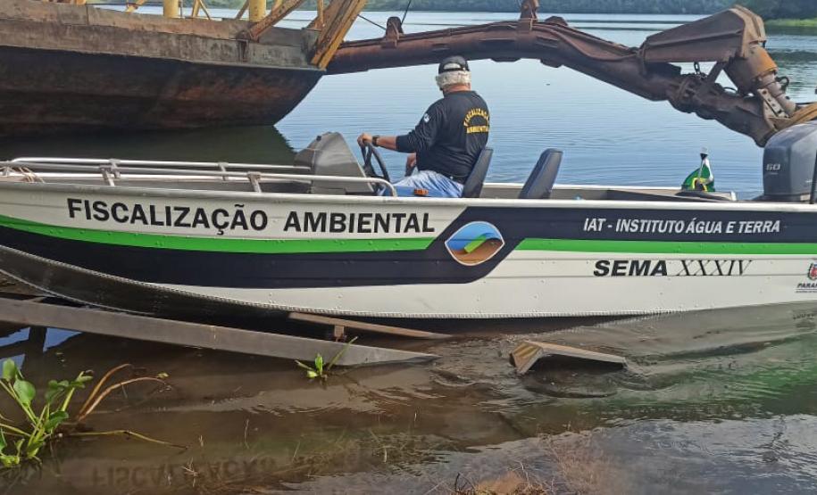 FISCAL DO IAT EM BOTE DO ÓRGÃO AMBIENTAL