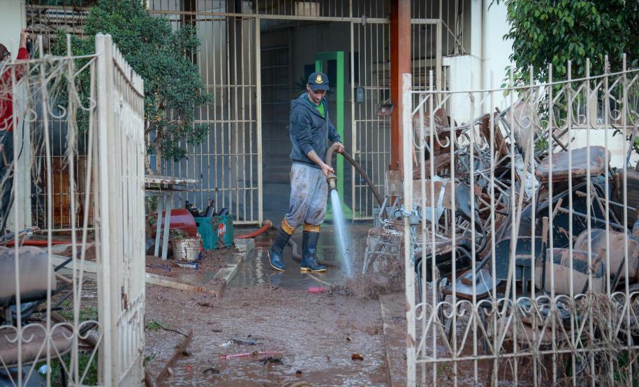 servidores voluntários em ação