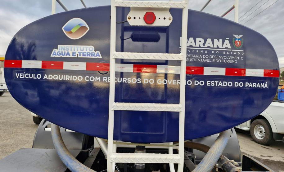 TRASEIRA DE CAMINHÃO DO IAT