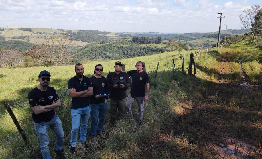 SERVIDORES POSANDO PARA FOTO