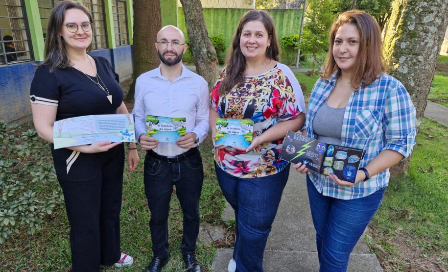 servidores da seção de outorga do IAT, idealizadores da cartilha