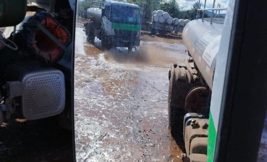 CAMINHÕES DO IAT EM AÇÃO