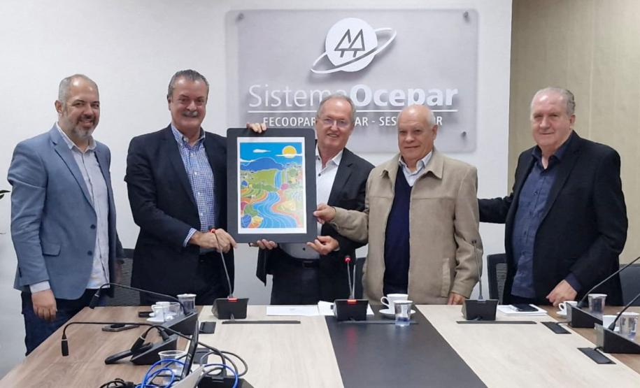 PRESENTES POSANDO PARA FOTO